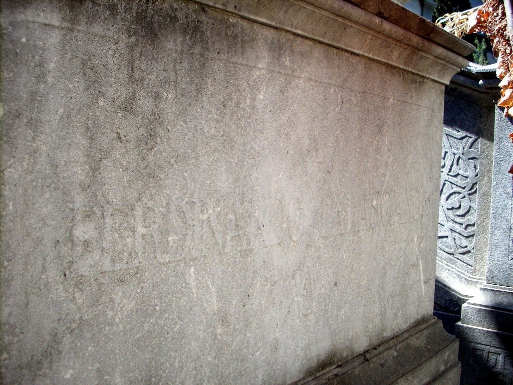 Ferdinando Palasciano tomb, Cimitero Poggioreale, Naples - 04.JPG